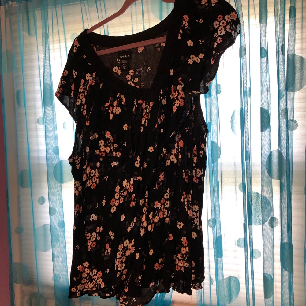 Torrid black floral shirt, size 3